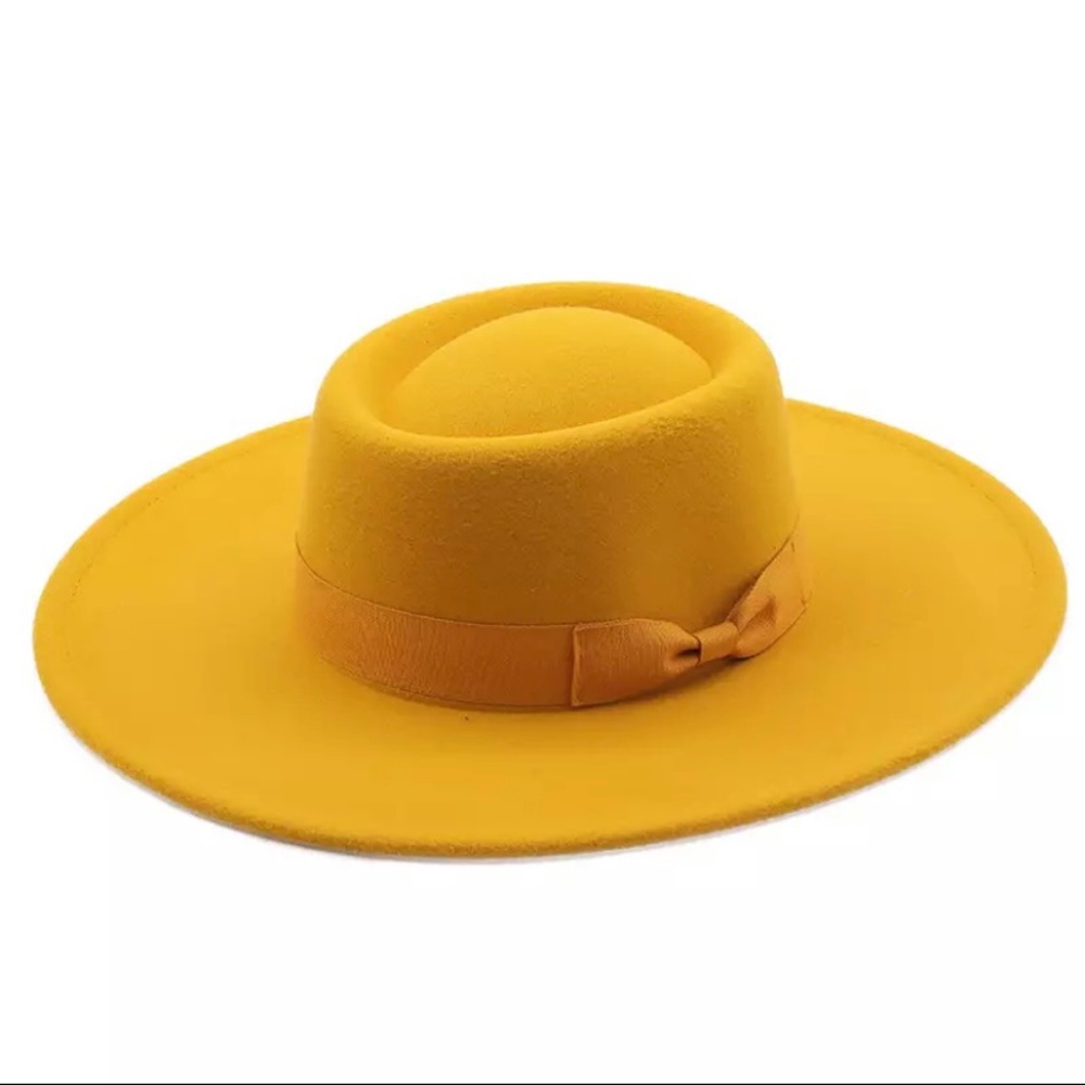 Boater hat